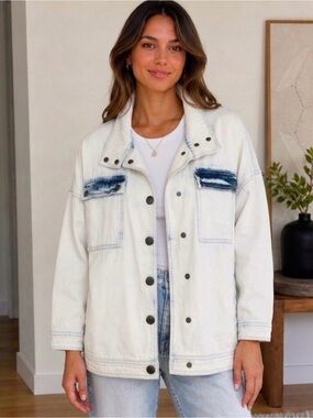 Cabi Drew Fade Wash Oversized Denim Jacket Size Small